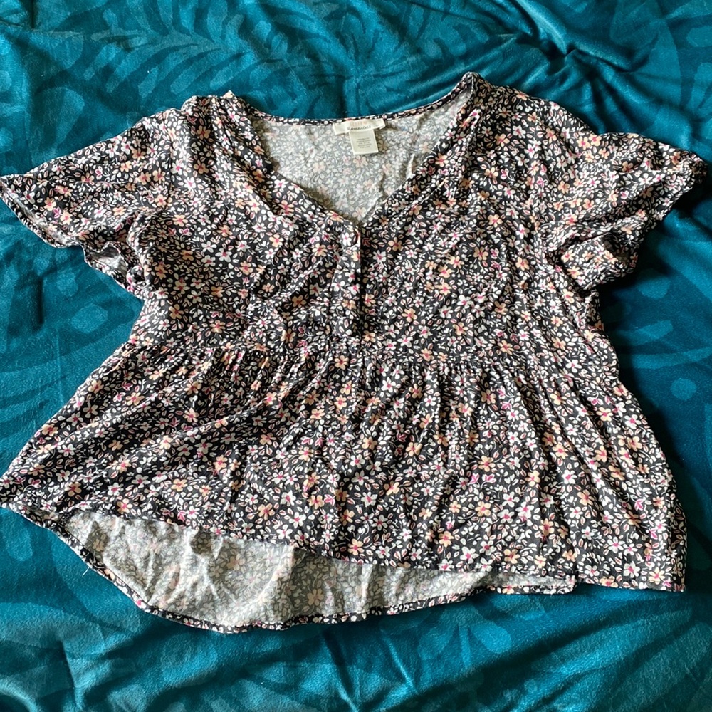 Urban Romantics Floral Short Sleeve